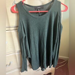 Olive green forever 21 shirt with the shoulders cut out